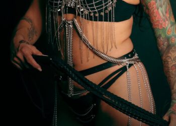 Meesteres Manja komt 18-8 even terug voor een slavendag!