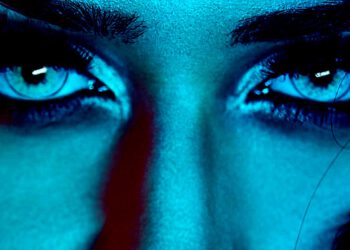 Jageres Artemis aast op je onderdanige ziel…